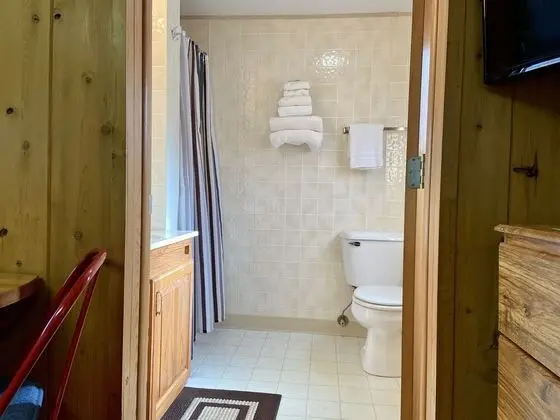 Kulübe, Sigara İçilmez, Nehir Manzaralı (Cabin 2)