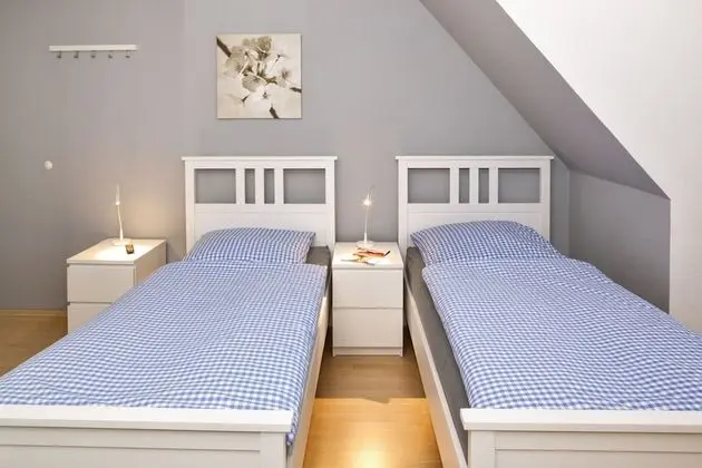 Basic Tek Büyük Yataklı Oda, Ortak Banyo