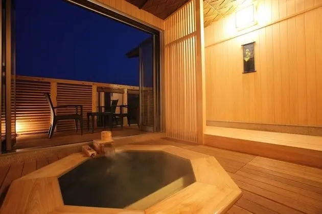 Villa (Hakuun, Check-in by 6PM)