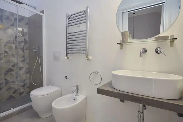 Tek Büyük Yataklı Oda, Şehir Manzaralı (Mirò)