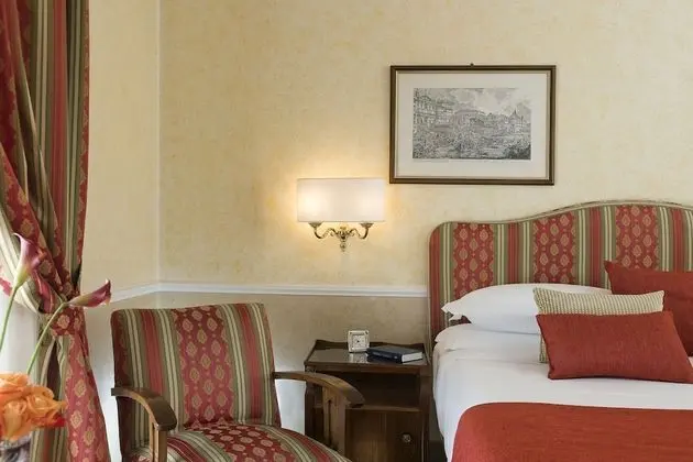 Superior Tek Büyük Yataklı Oda