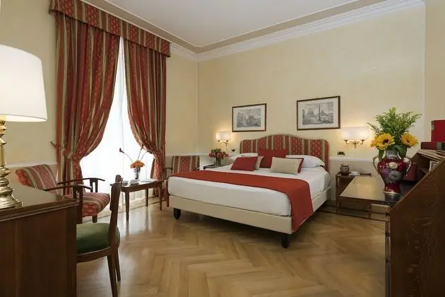 Superior Tek Büyük Yataklı Oda