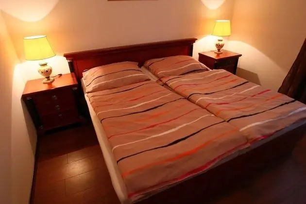 Standard Tek Büyük veya İki Ayrı Yataklı Oda (with extra bed)