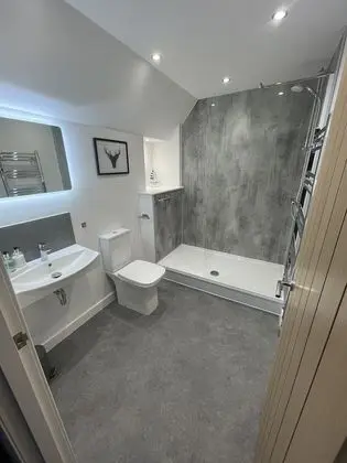 Standard Tek Büyük Yataklı Oda, Banyolu/Duşlu