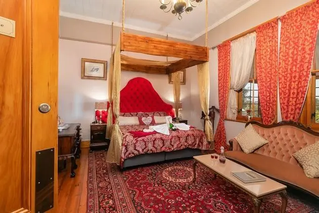 Honeymoon Tek Büyük veya İki Ayrı Yataklı Oda, Deniz Manzaralı (The Royal)