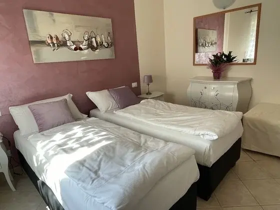 Tek Büyük Yataklı Oda, Bahçe Manzaralı