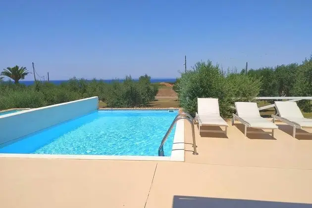 Family Villa, 4 Yatak Odası, Kişiye Özel Havuzlu