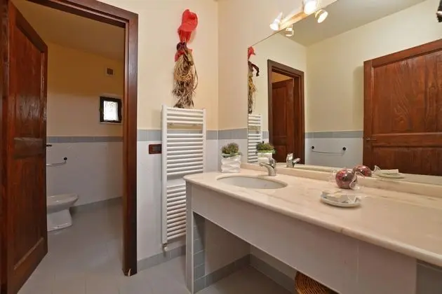 Family Ev, 1 Çift Kişilik Yatak ve Çekyat, Bahçeli (Betulla C)