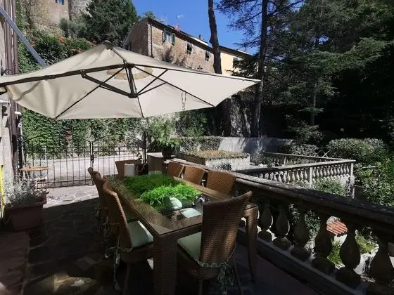 Ev, 2 Yatak Odası, Veranda