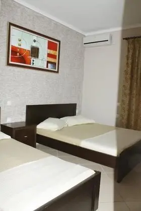 City Üç Kişilik Oda