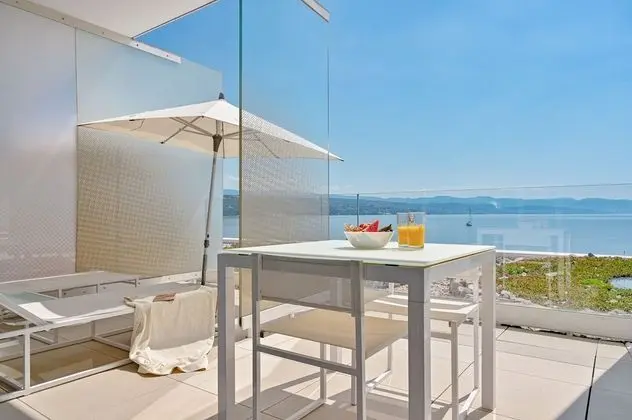 Superior Tek Büyük Yataklı Oda, 1 En Büyük (King) Boy Yatak, Balkon, Deniz Manzaralı