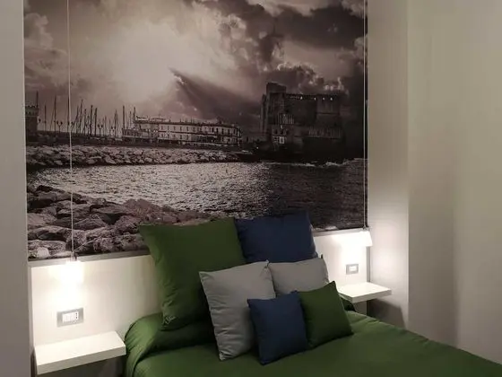 Tek Büyük Yataklı Oda (Castel dell'Ovo)