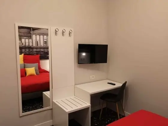 Tek Büyük Yataklı Oda (Piazza del Plebiscito)