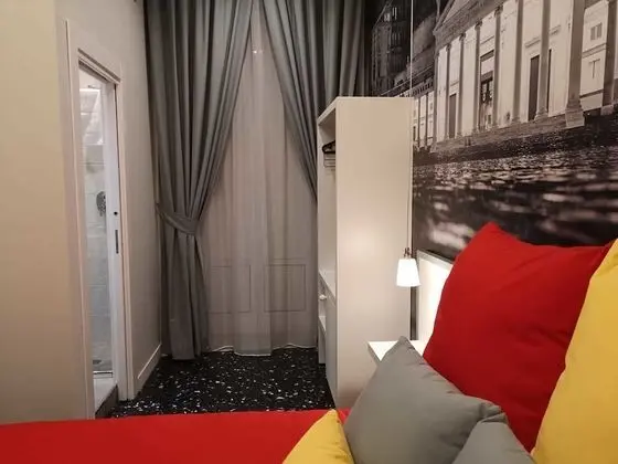 Tek Büyük Yataklı Oda (Piazza del Plebiscito)