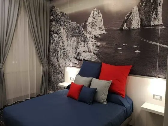 Üç Kişilik Oda (Capri)