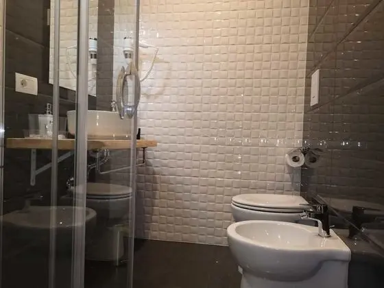 Üç Kişilik Oda (Capri)