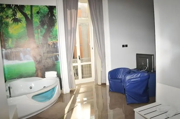 Süit, 1 En Büyük (King) Boy Yatak