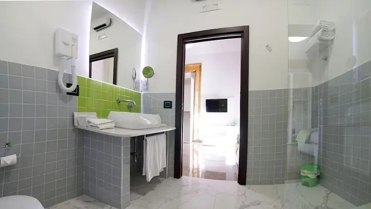 Superior Tek Büyük Yataklı Oda