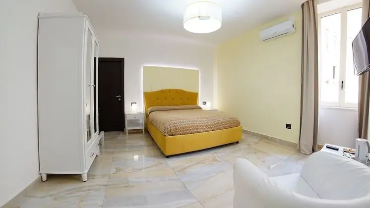 Tek Büyük Yataklı Oda