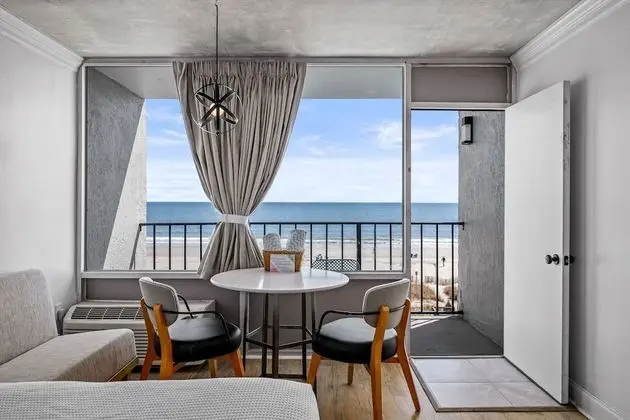 Standard Oda, 2 Çift Kişilik Yatak, Balkon, Okyanus Manzaralı