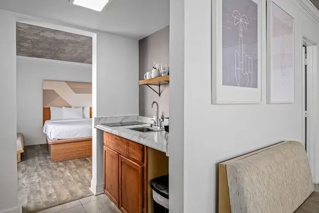Standard Süit, 1 Yatak Odası, Küçük Mutfak, Kısmi Deniz Manzarası