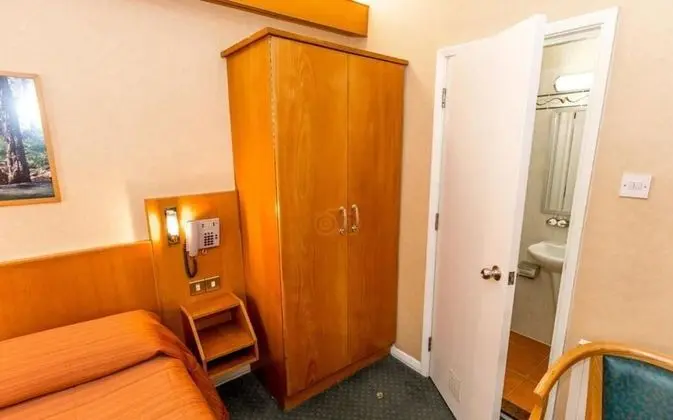 Standard Tek Kişilik Oda