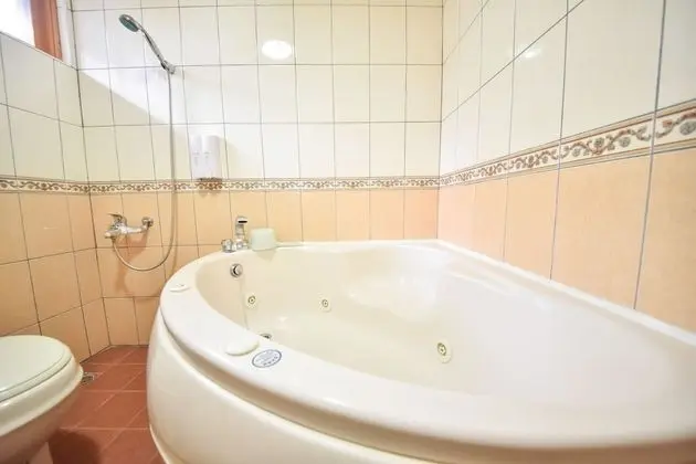 Deluxe Dört Kişilik Oda