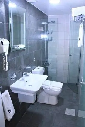 Deluxe Üç Kişilik Oda, 3 Tek Kişilik Yatak, Avlu Manzaralı