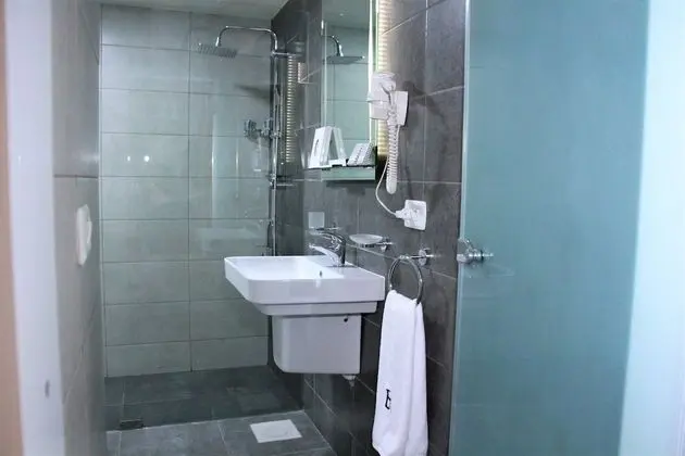 Junior Süit, Şehir Manzaralı