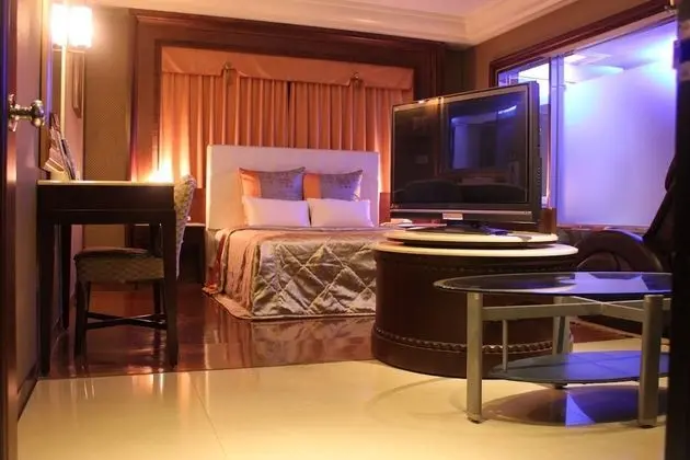 Romantic Tek Büyük Yataklı Oda