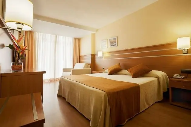 Üç Kişilik Oda (2 adults + 1 child)