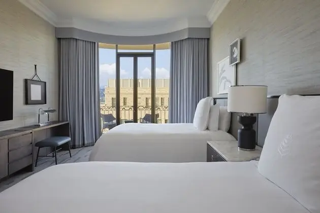 İki adet Çift Kişilik Yataklı, Balkonlu (Signature Room)