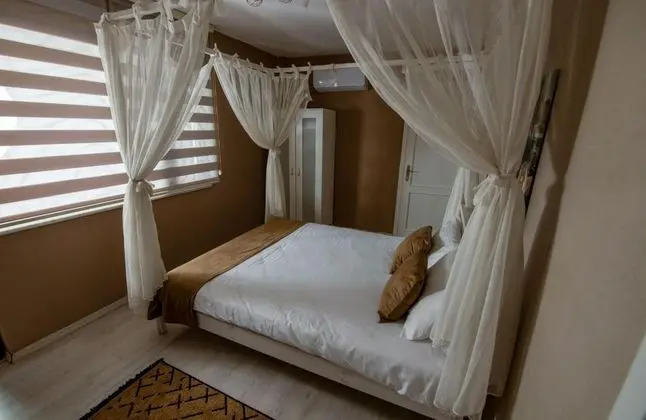 Standart Oda, Bahçe Manzaralı, Balkonlu