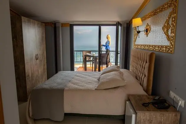 Standart Oda, Deniz Manzaralı, Fransız Balkonlu