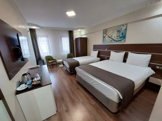 Suite Triple Oda