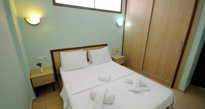 2/4 Kisilik 1+1 Deniz Manzaralı Apart Oda