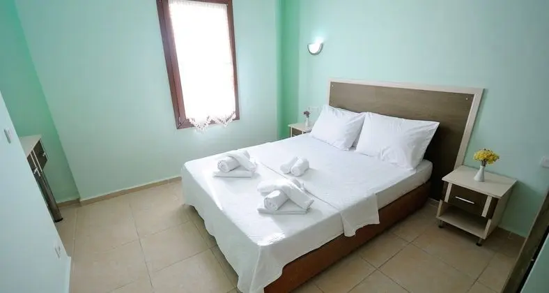 2/4 Kisilik 1+1 Deniz Manzaralı Apart Oda