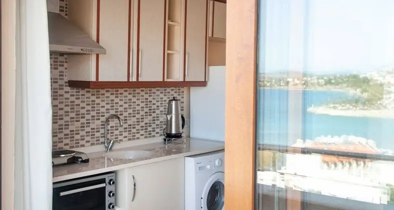 2/4 Kisilik 1+1 Deniz Manzaralı Apart Oda