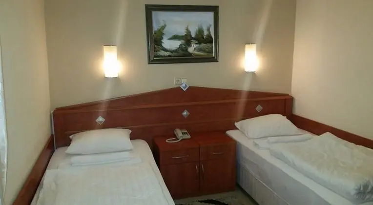 Standart Oda, Bahçe Manzaralı