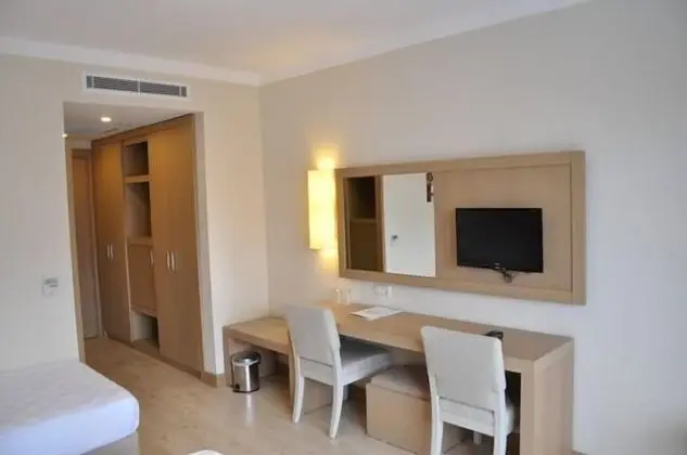 Standard Tek Büyük veya İki Ayrı Yataklı Oda, Dağ Manzaralı