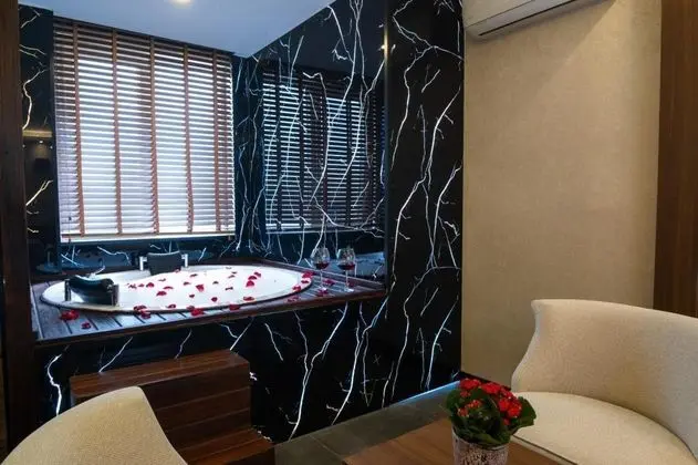 King Guest Room, Şehir Manzaralı, Jakuzili