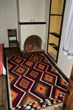 Standart Oda, Kara Manzaralı