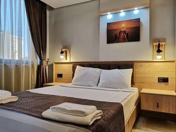 Standart Oda, Kara Manzaralı, Fransız Balkonlu