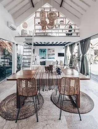 Superior Bungalov, Sigara İçilmez, Havuz Manzaralı