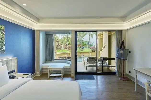 Pool Access Room