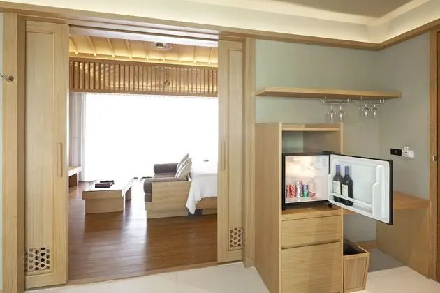 Palm Villa Elite with Pool (Adult Only)