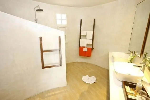 Villa, Bahçe Manzaralı