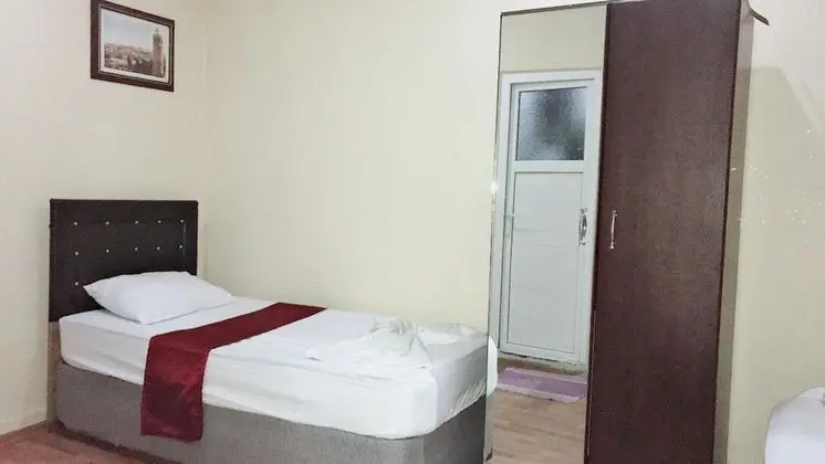 Standard Tek Büyük veya İki Ayrı Yataklı Oda, Sigara İçilmez