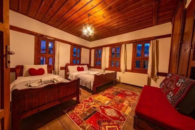 Standart Oda, Şehir Manzaralı