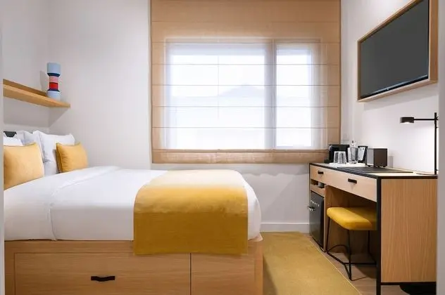 Standard Tek Büyük Yataklı Oda